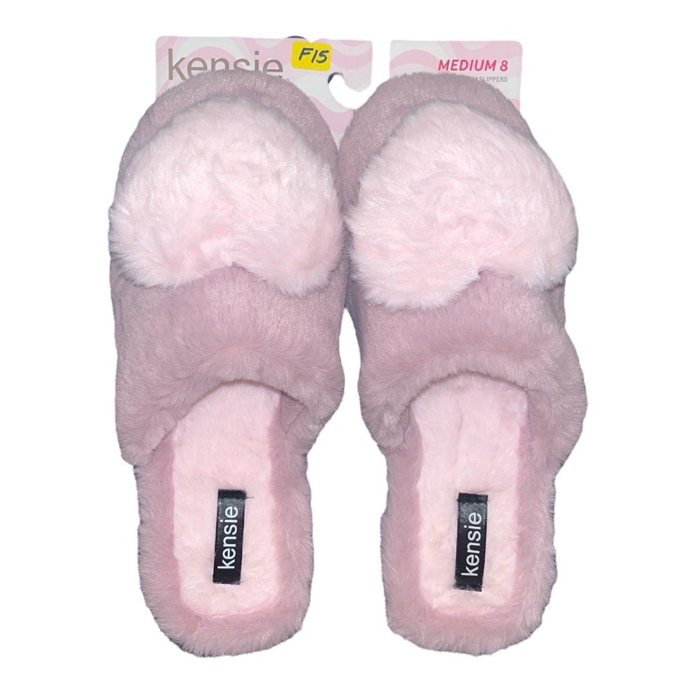 F015: [8] 3D Heart - Slippers
